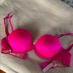 Hot pink push-up strapless bra